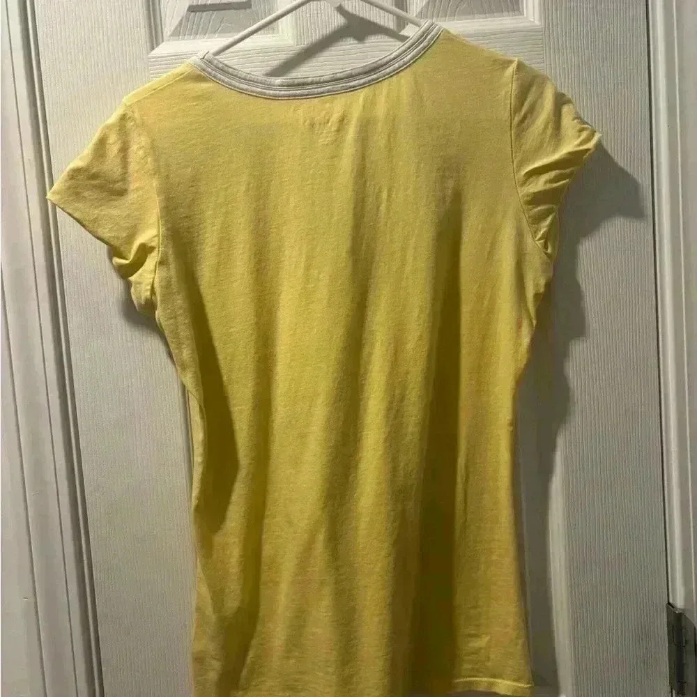 Lilly Pulitzer Yellow Keyhole Shirt Size Large. 100% Pima Cotton. Style # 26618 - Picture 3 of 7